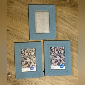 Blue Textured 4x6 Picture Frame Set